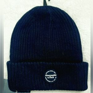 ♦️Abercrombie & Fitch Logo Knit Beanie♦️